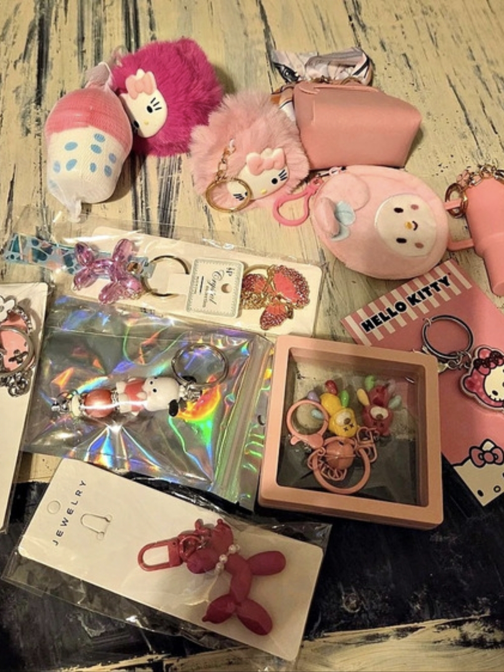 🔥Assorted Accessories In DARK PINK